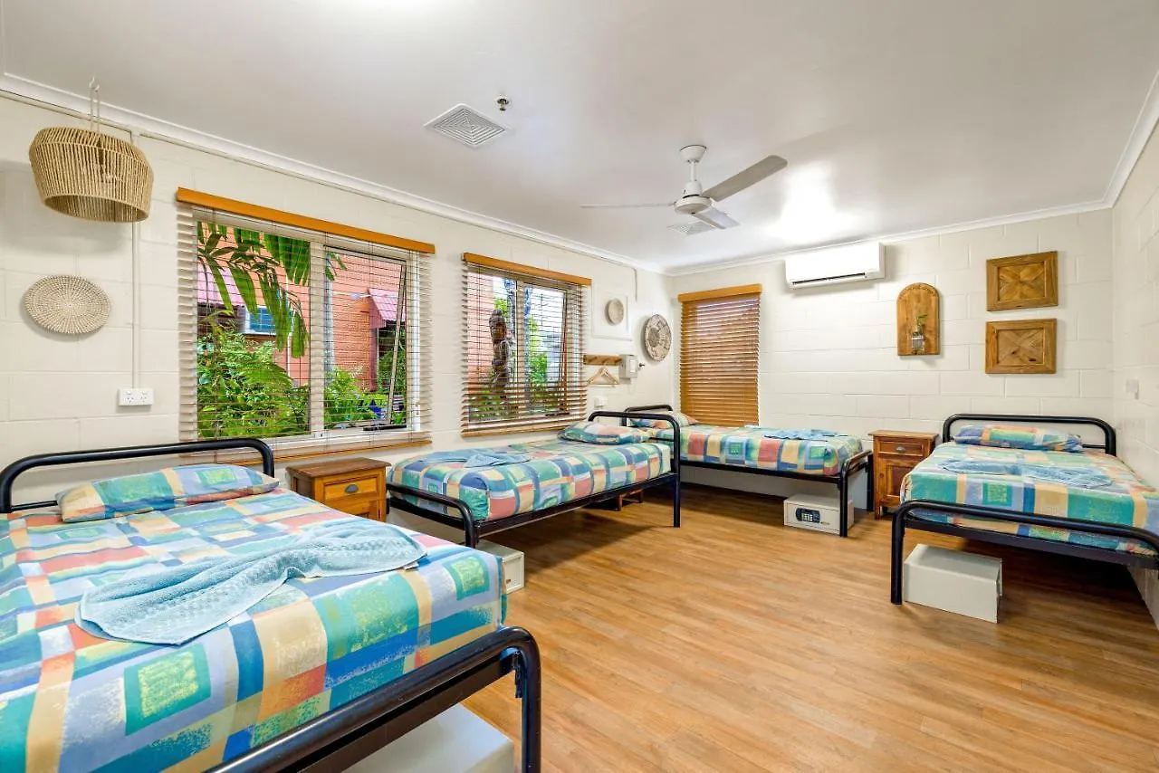 Travellers Oasis Hostel Cairns