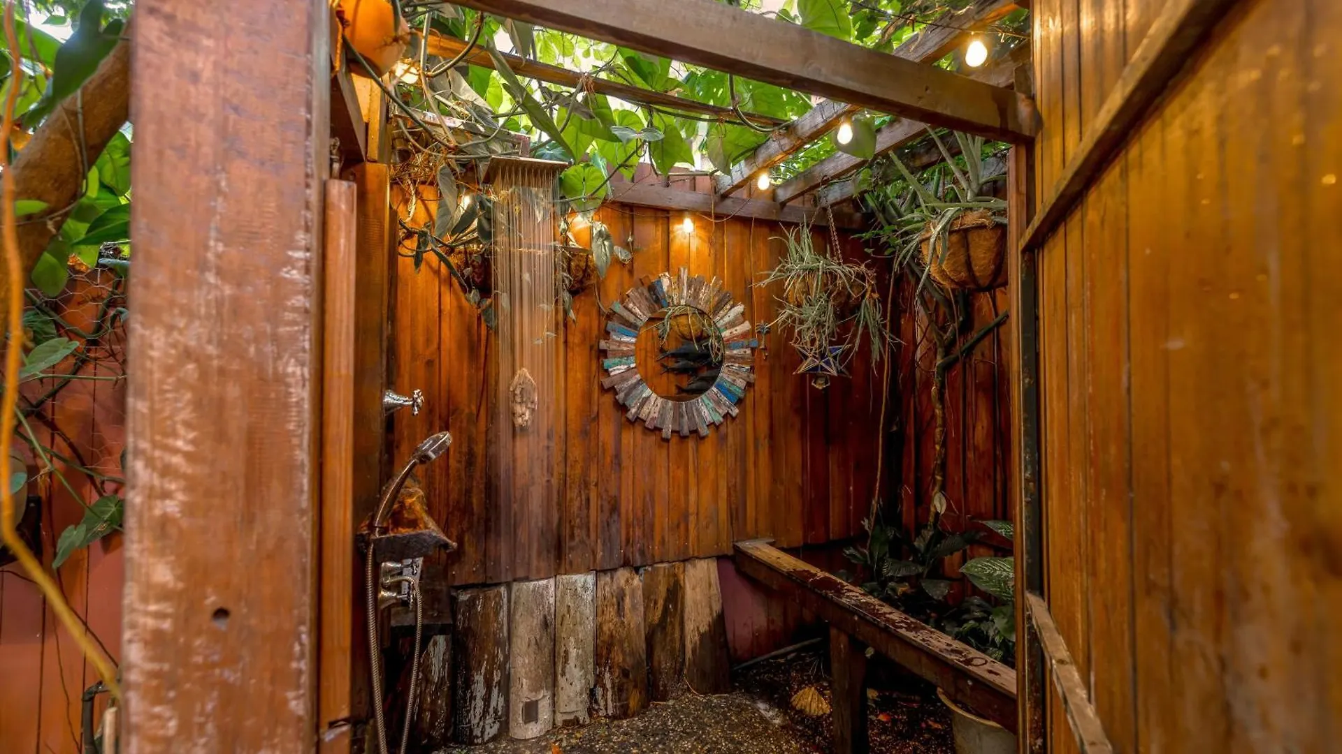 Travellers Oasis Hostel Cairns